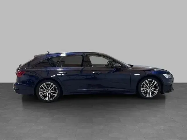 Usata Audi A6 Design 204 CV (150 kW) 2024 Blu firmamento metallizzato Station wagon