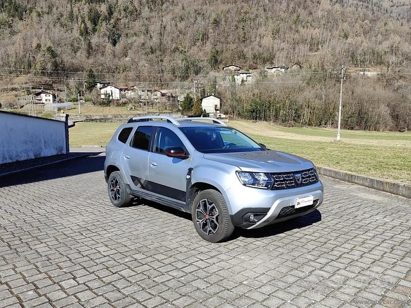 Usata Dacia Duster 116 CV (85 kW) 2021 Argento SUV