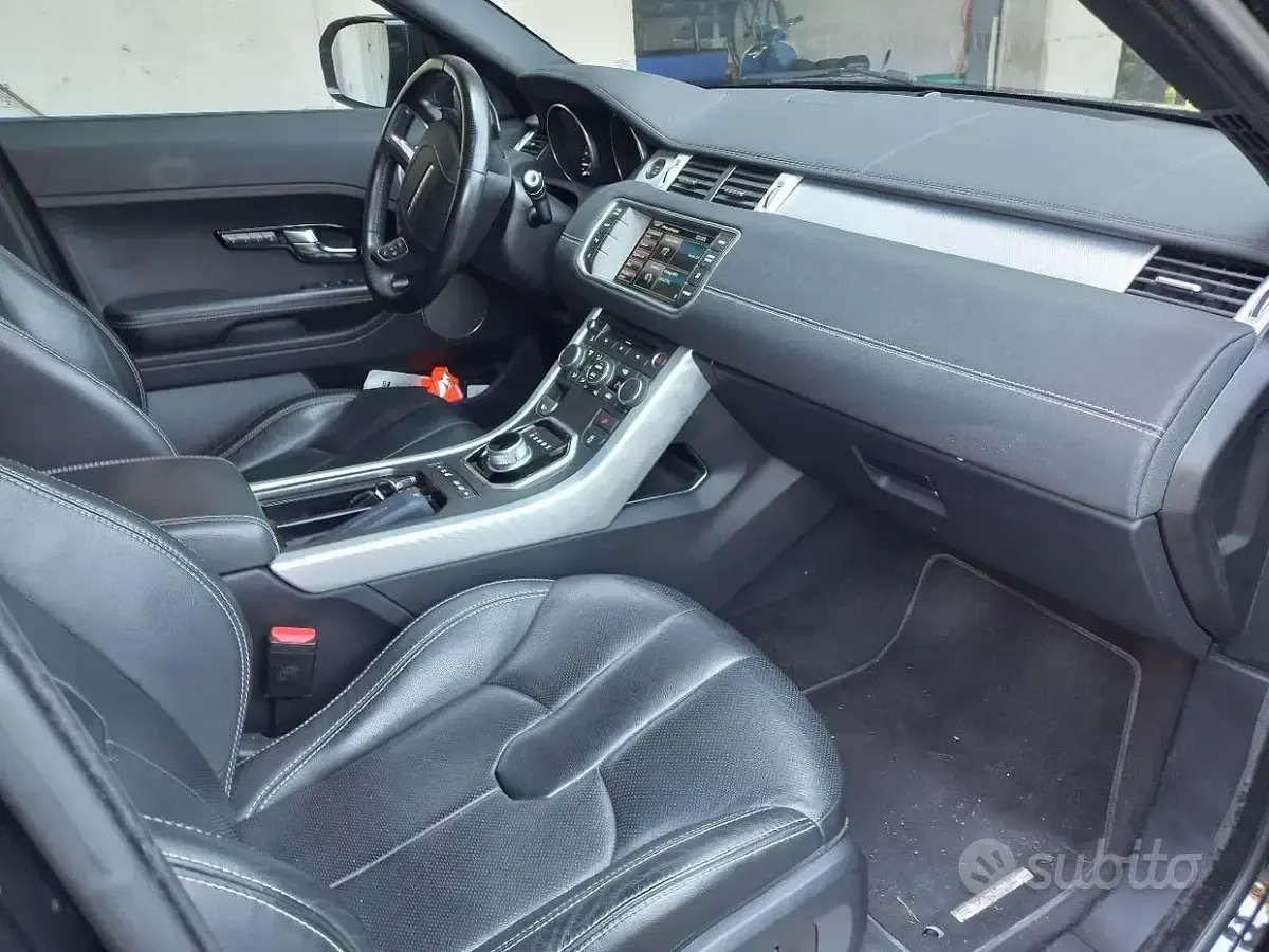 Usata Land Rover Range Rover evoque Dynamic 150 CV (110 kW) 2013 Nero SUV
