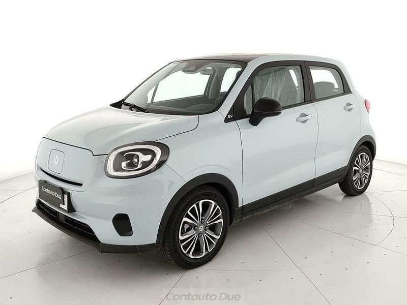 Nuova Leapmotor T03 69 kW (95 CV) 2025 Glacier blue Utilitaria