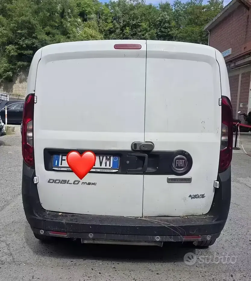 Usata Fiat Doblò 120 CV (88 kW) 2016 Bianco Monovolume