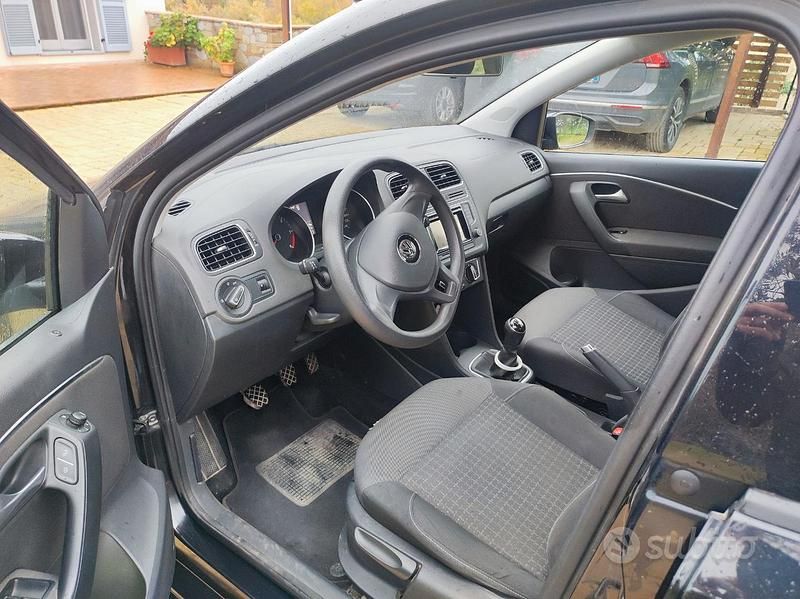 Usata VW Polo Comfortline 85 CV (62 kW) 2015 Nero Berlina