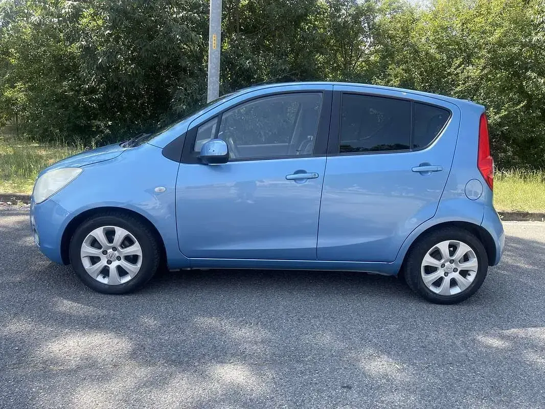 Usata Opel Agila Enjoy 86 CV (63 kW) 2010 Utilitaria
