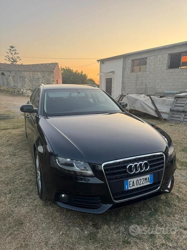Usata 2010 Audi A4 S-Line | 1000 € - Immagine 1/4