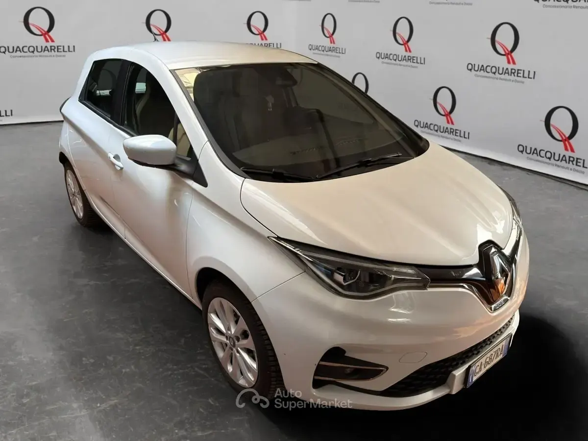 Käytetty Renault Zoe Zen 78 kW (107 HP) 2020 Valkoinen Viistoperä