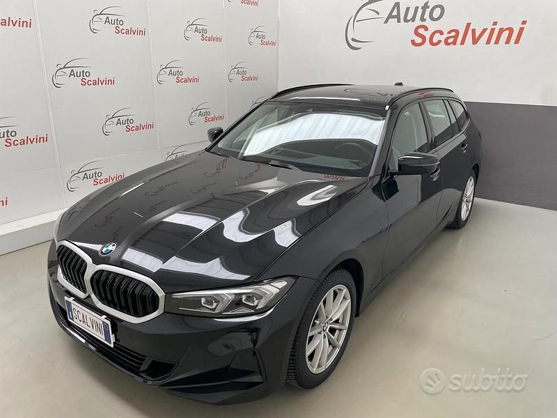 Usado BMW 318 156 CV (114 kW) 2023 Negro Familiar