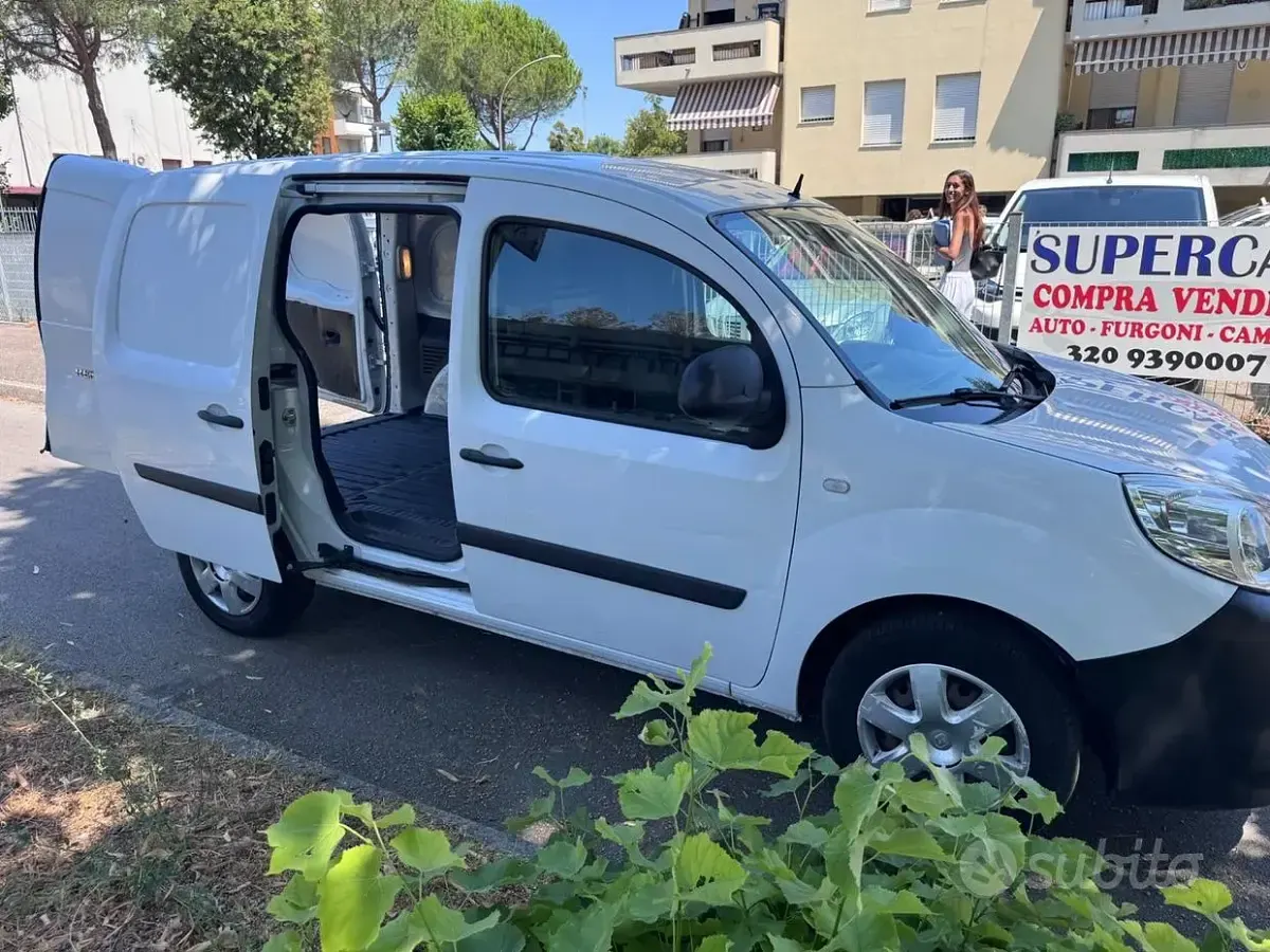 Usata Renault Kangoo 75 CV (55 kW) 2015 Bianco Monovolume