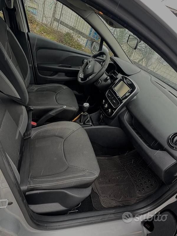 Usata Renault Clio IV 78 CV (57 kW) 2017 Utilitaria