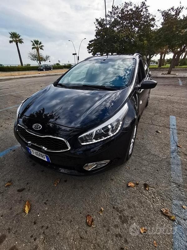 Usata Kia Ceed Sportswagon 128 CV (94 kW) 2015 Nero Station wagon