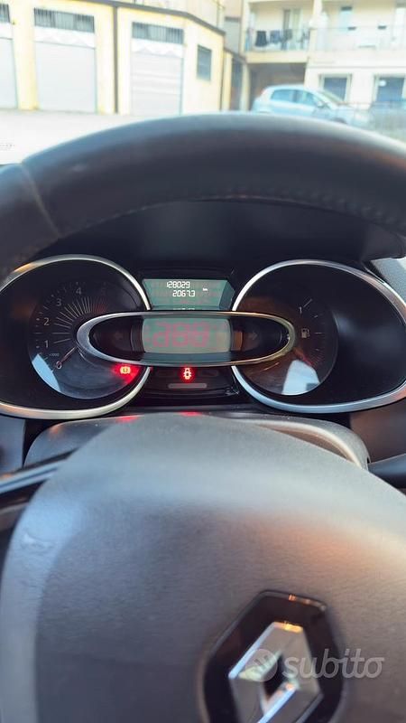 Usata Renault Clio IV 75 CV (55 kW) 2016 Grigio Utilitaria