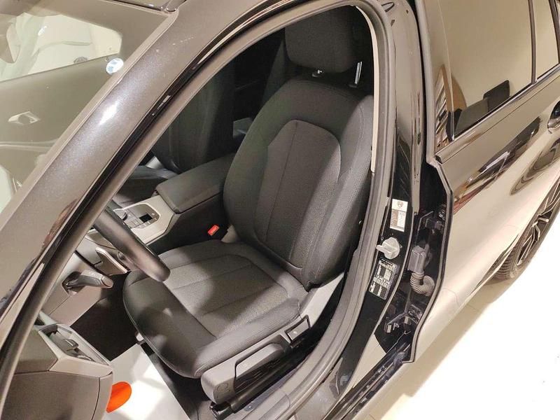 Usata BMW 318 150 CV (110 kW) 2022 Nero Station wagon