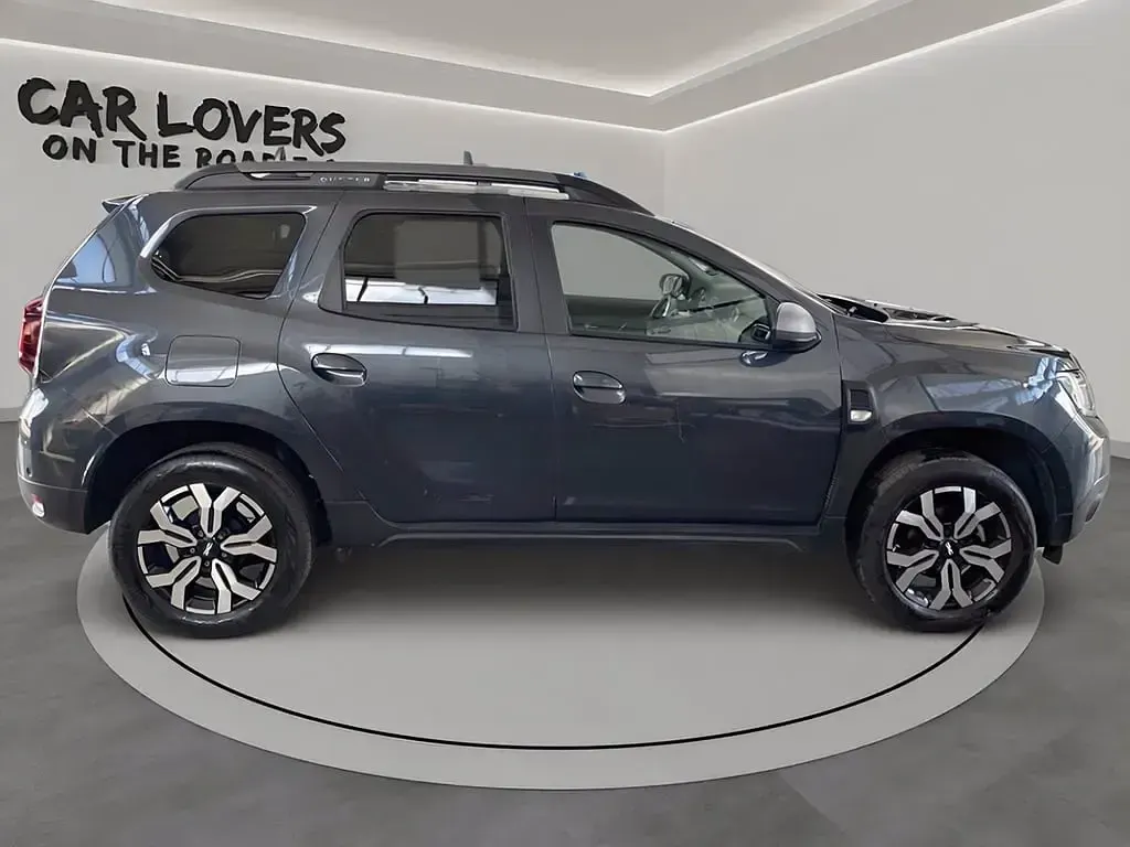 Usado Dacia Duster Journey 101 CV (74 kW) 2023 Gris SUV