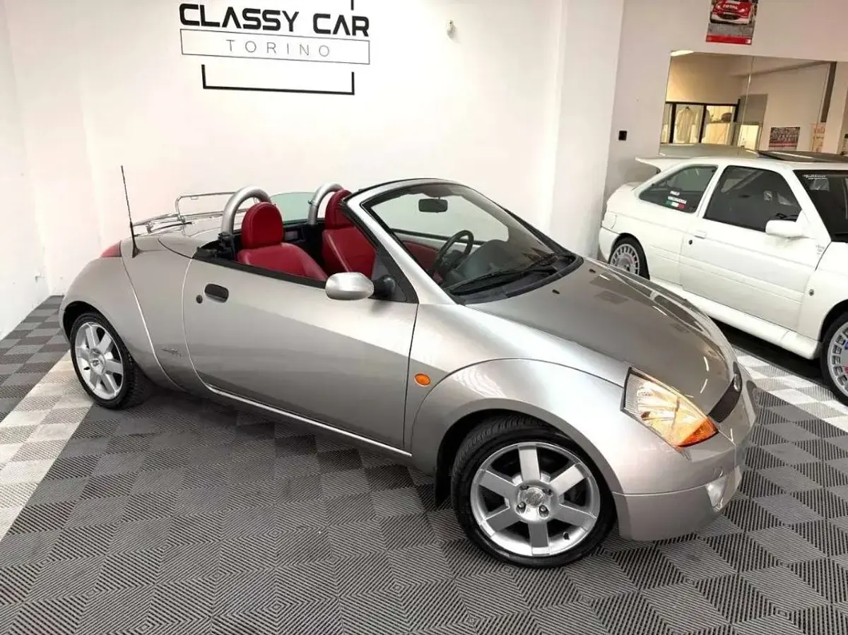 Usata Ford StreetKa 95 CV (69 kW) 2005 Argento Cabrio