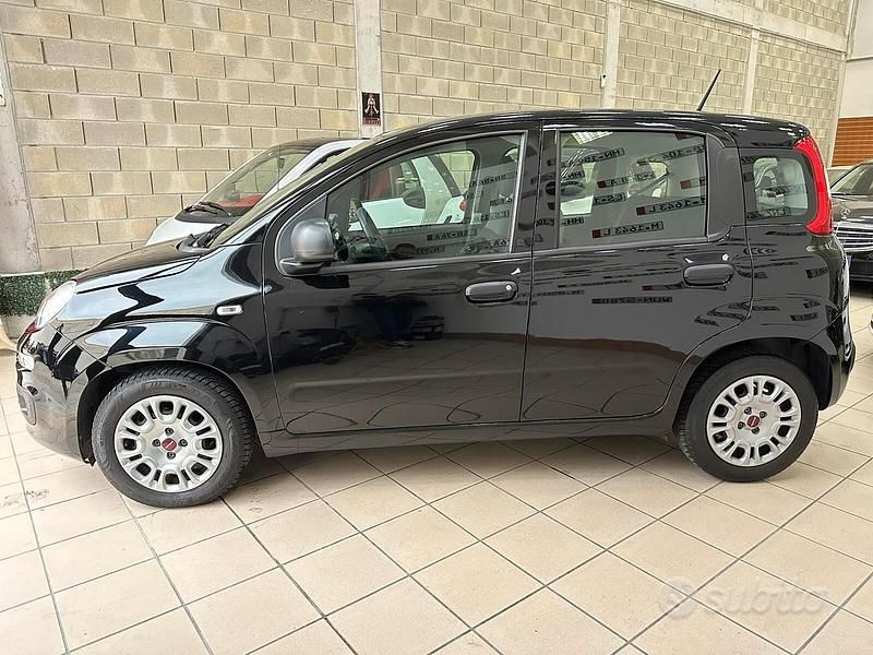 Usata Fiat Panda Easy 70 CV (51 kW) 2020 Nero Berlina