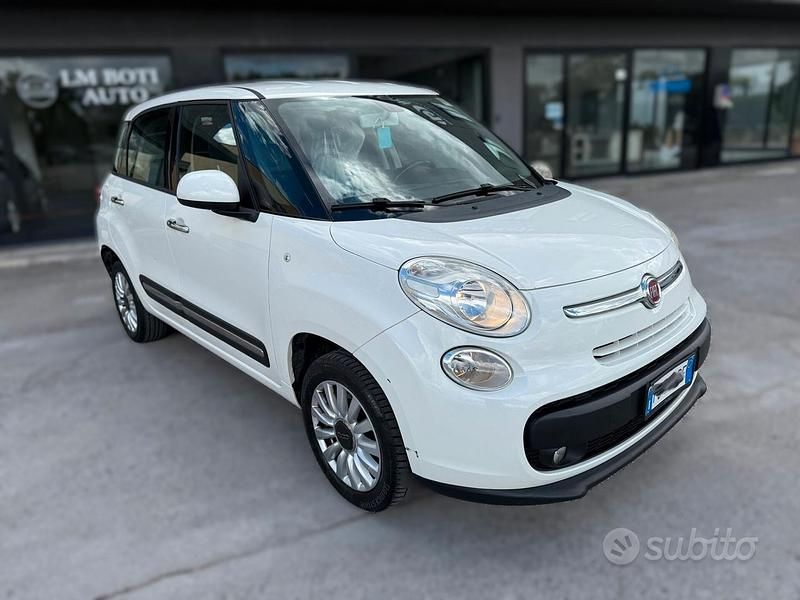 Usata Fiat 500L Lounge 80 CV (58 kW) 2016 Bianco Monovolume