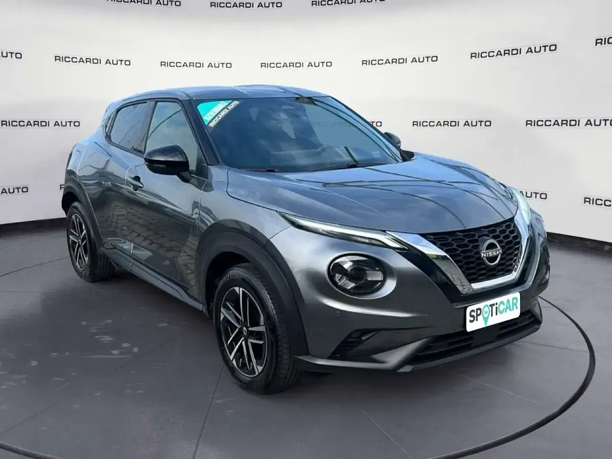 Usata Nissan Juke N-Connecta 114 CV (83 kW) 2025 Grigio SUV