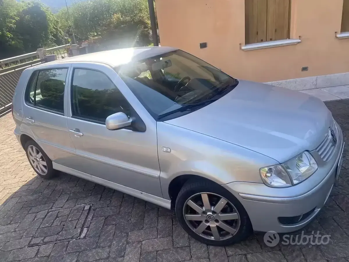 Usata VW Polo 75 CV (55 kW) 2001 Grigio Berlina