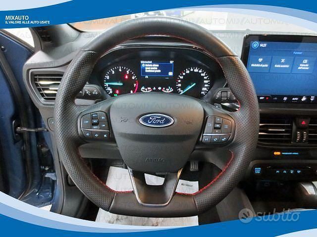 Usata Ford Focus ST-Line 125 CV (91 kW) 2023 Grigio Station wagon