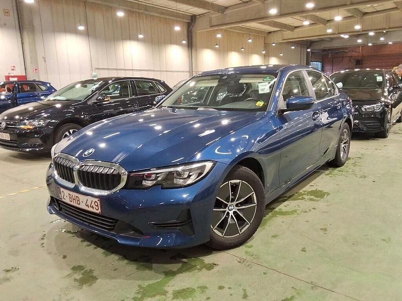 Usata BMW 316 Advantage 122 CV (89 kW) 2021 Blu/azzurro Berlina