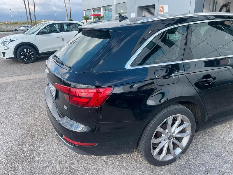Nero Usata 2017 Audi A4 Business Station wagon | 13.000 € (Ottimo prezzo) - Immagine 1/4