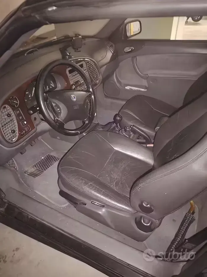 Usata Saab 900 150 CV (110 kW) 2000 Nero Cabrio