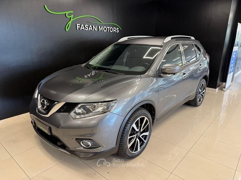 Usata Nissan X-Trail Acenta Premium 177 CV (130 kW) 2017 Kad  grigio SUV