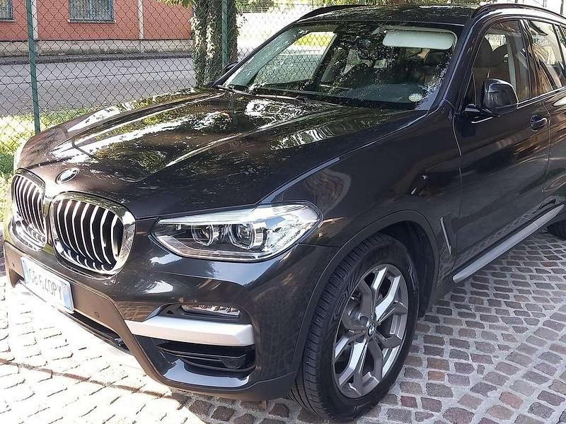 Grigio Usata 2020 BMW X3 SUV | 32.000 € (Buon prezzo) - Immagine 1/2