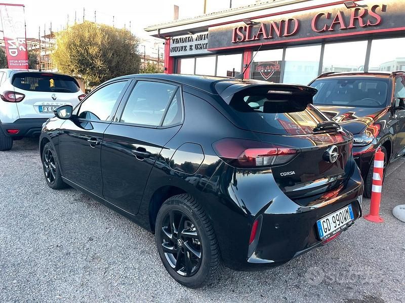 Usata Opel Corsa GS Line 131 CV (96 kW) 2021 Nero Berlina