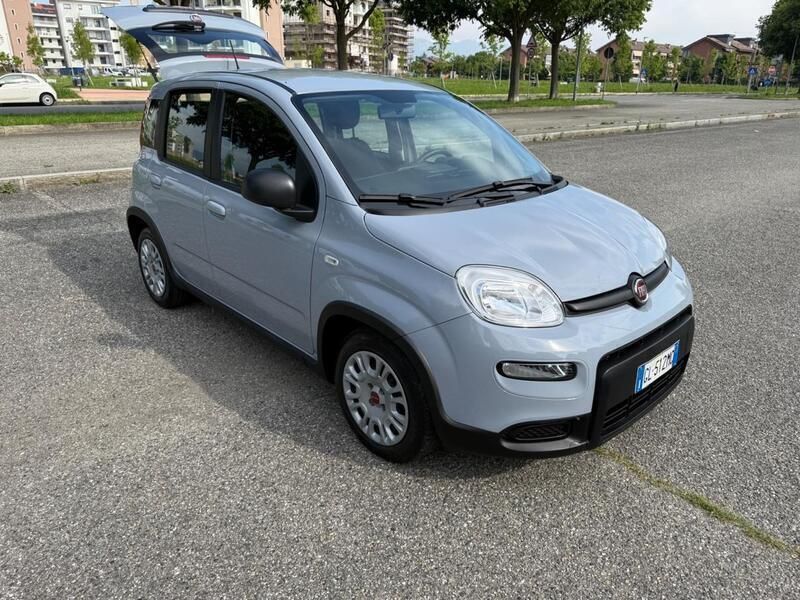 Usata Fiat Panda City Life 70 CV (51 kW) 2023 Grigio Utilitaria