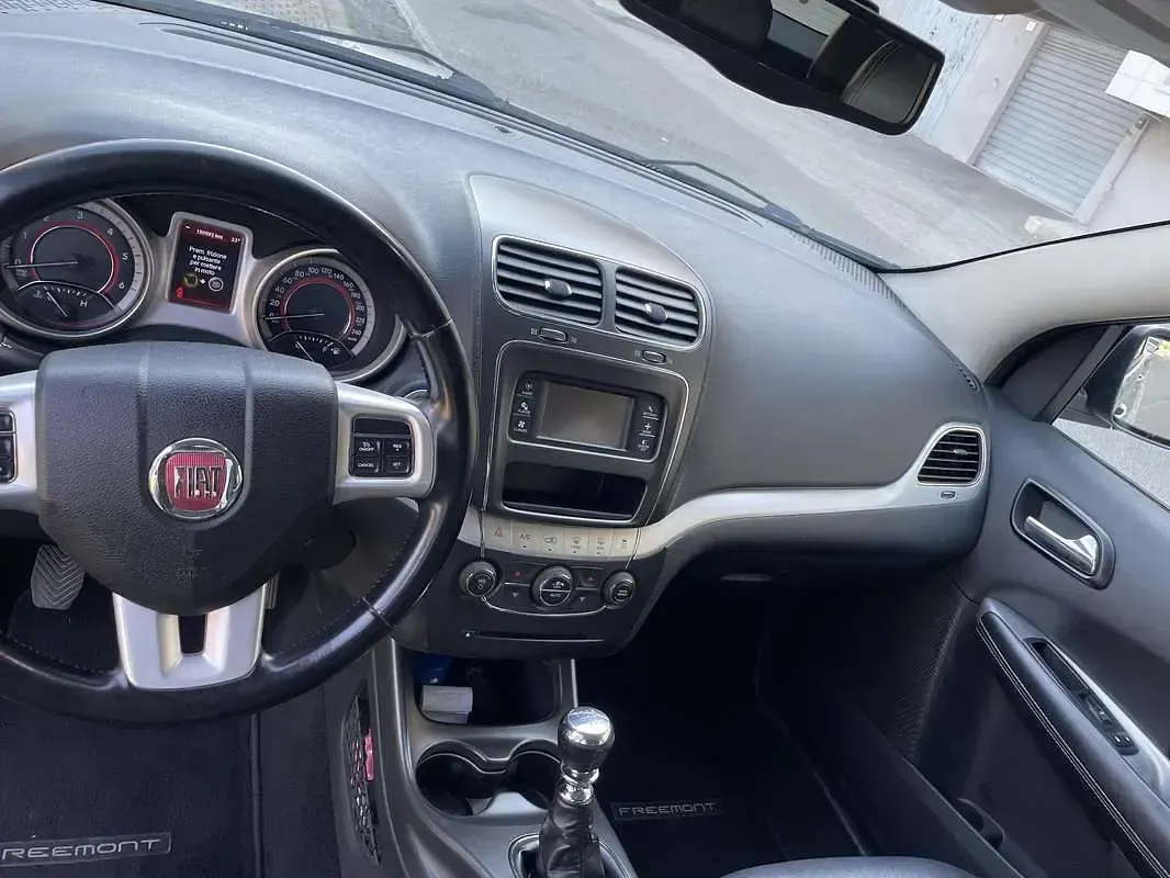 Usata Fiat Freemont 140 CV (102 kW) 2011 SUV