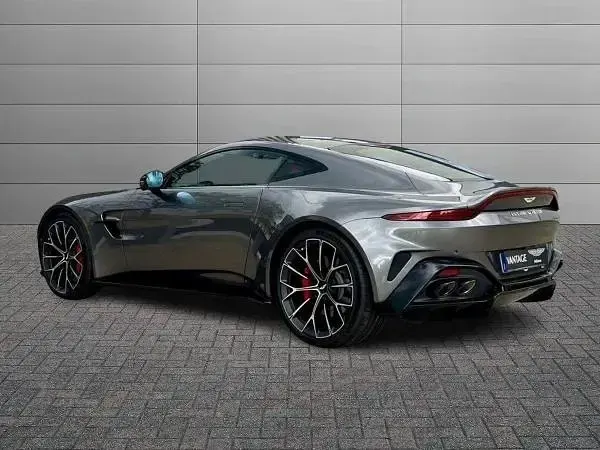 Usata Aston Martin Vantage 665 CV (489 kW) 2024 Argento Coupé