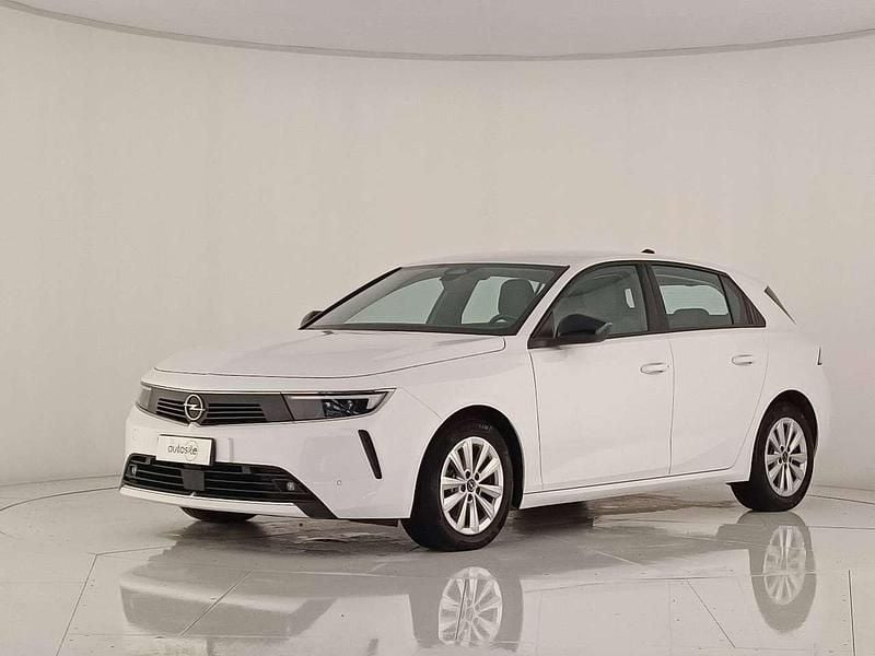 Usata Opel Astra Edition 131 CV (96 kW) 2022 Bianco Berlina
