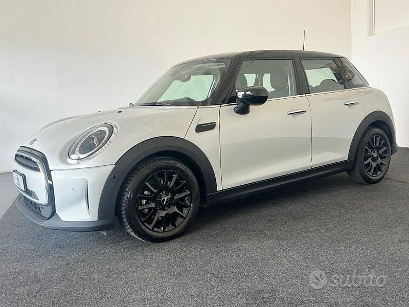 Usata Mini Cooper Business 136 CV (100 kW) 2021 Grigio Utilitaria