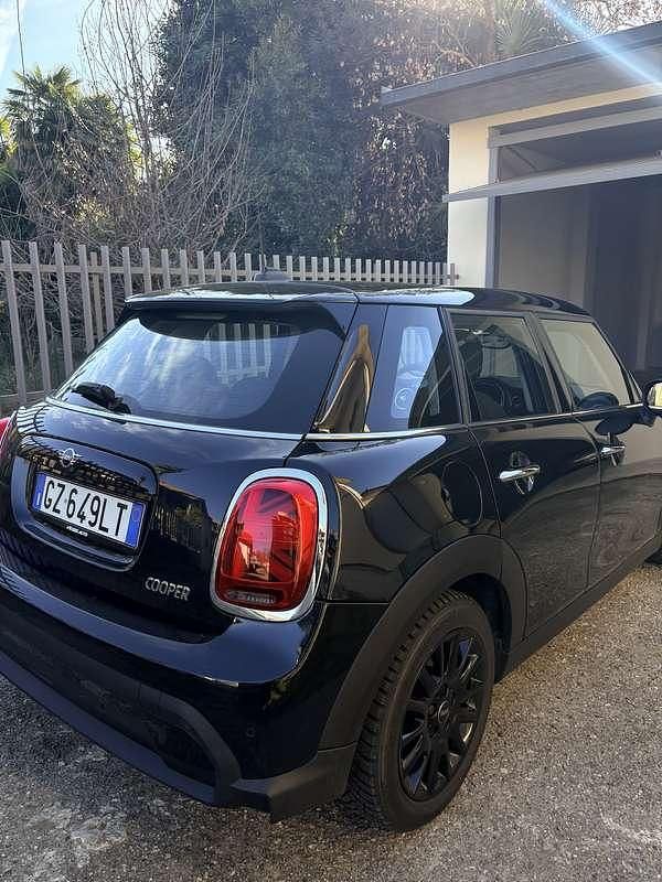 Usata Mini Cooper Classic 136 CV (100 kW) 2023 Nero Utilitaria