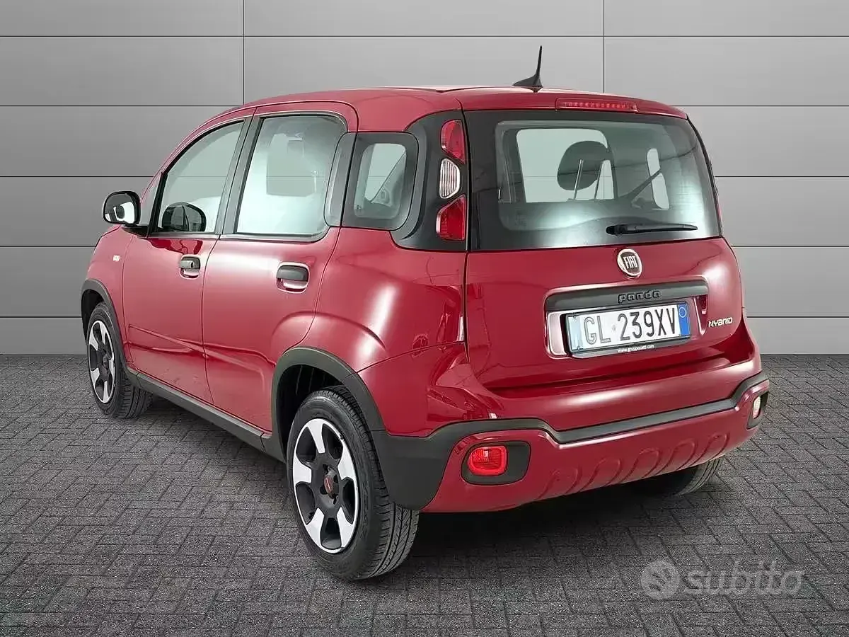 Usata Fiat Panda Cross Cross 69 CV (50 kW) 2022 Rosso Utilitaria