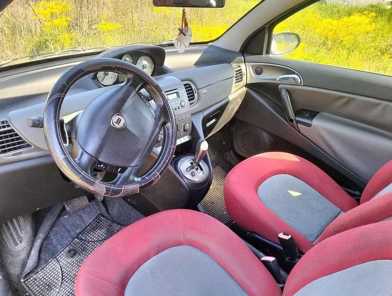 Usata Lancia Ypsilon 69 CV (50 kW) 2007 Utilitaria