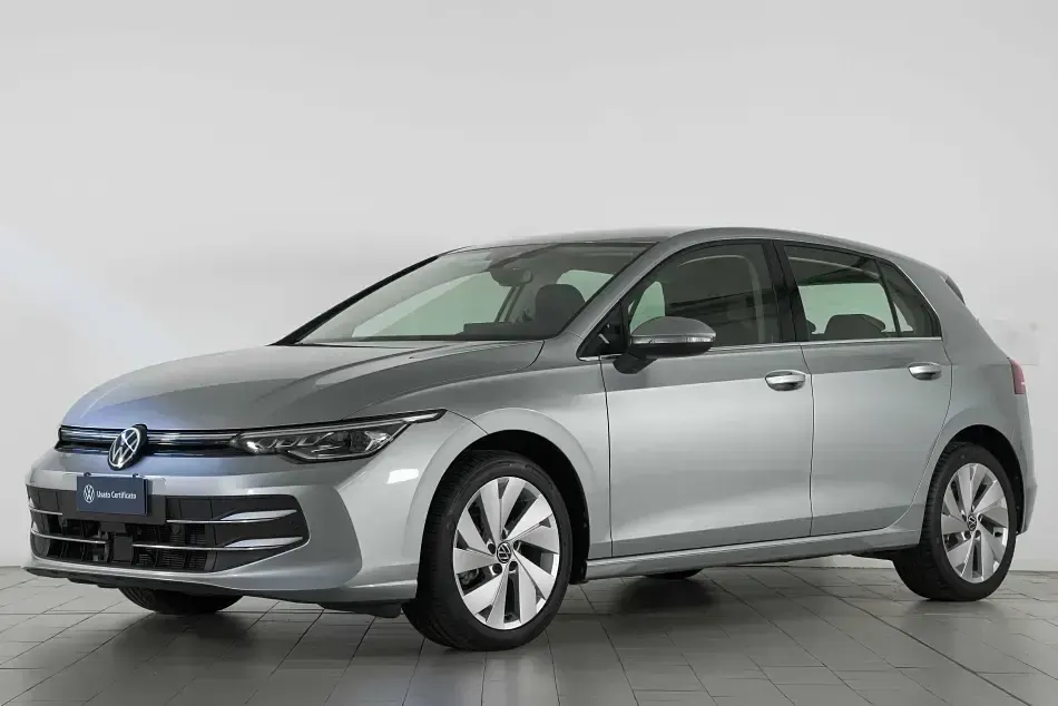 Usata VW Golf VIII 150 CV (110 kW) 2025