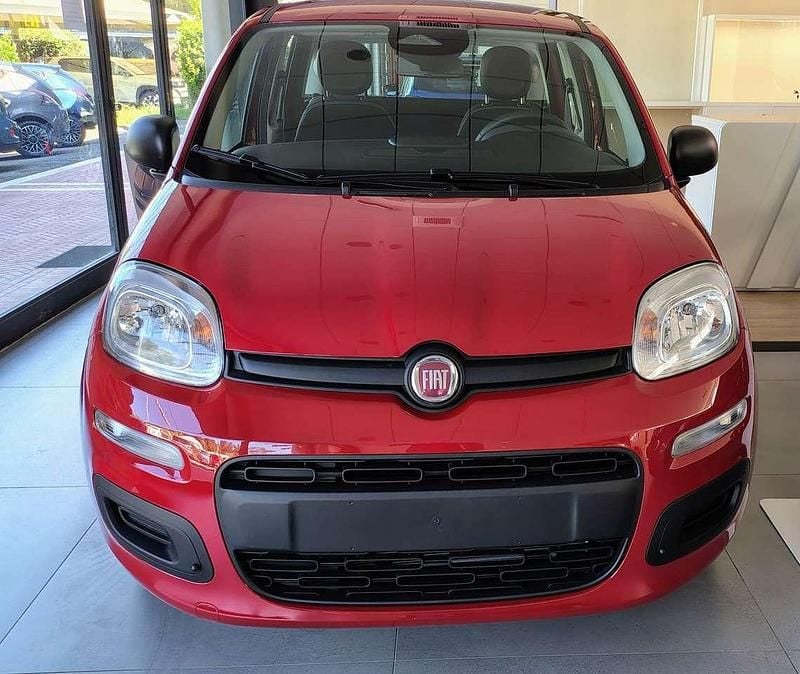 Nuova Fiat Panda S 69 CV (50 kW) 2025 Rosso Utilitaria