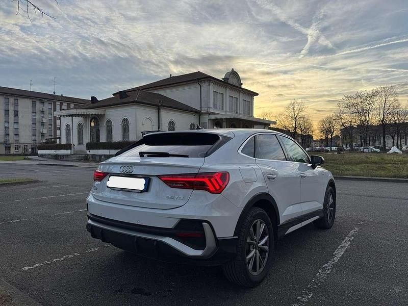 Usata Audi Q3 S-Line 200 CV (147 kW) 2021 Bianco SUV