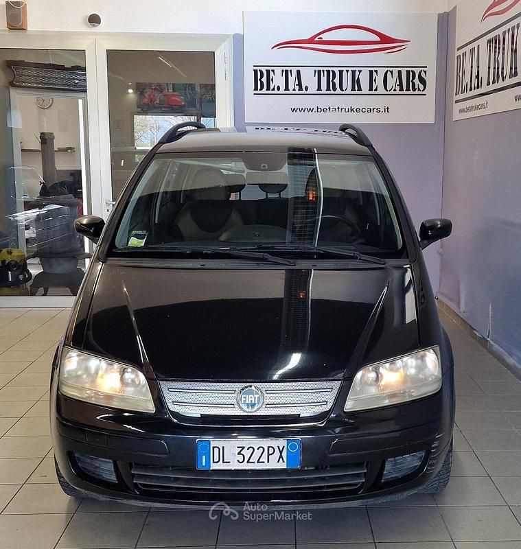 Usata Fiat Idea 90 CV (66 kW) 2007 Nero Monovolume