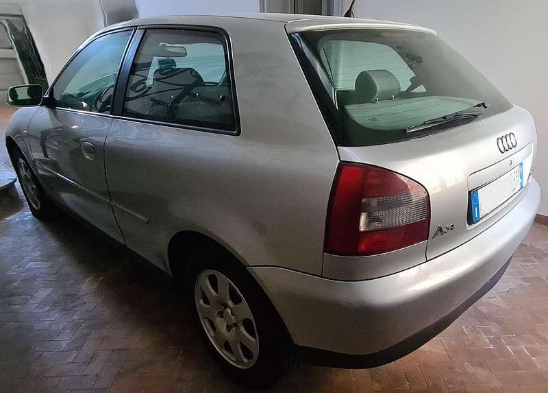 Usata Audi A3 Ambiente 131 CV (96 kW) 2003 Argento Utilitaria