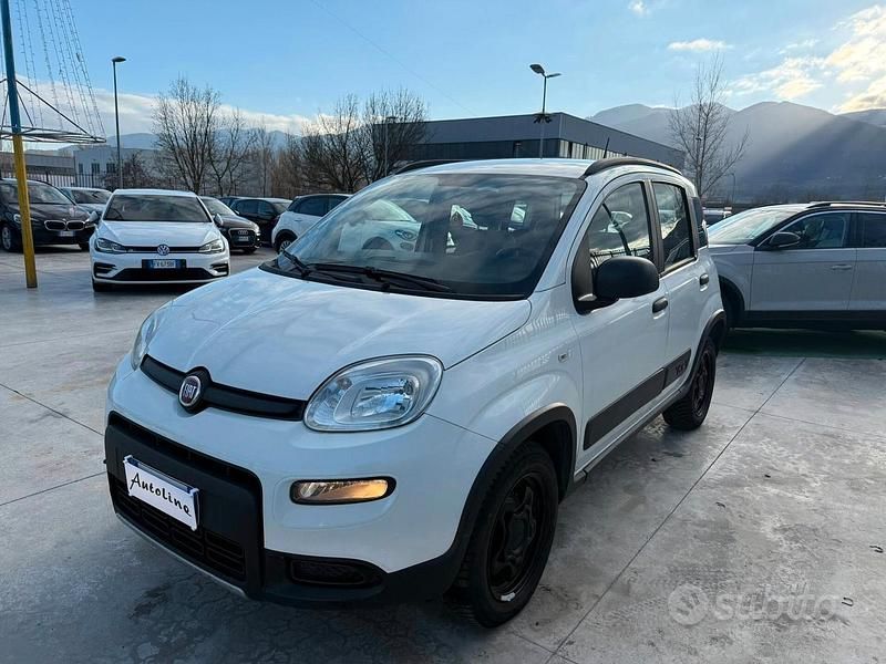 Usata Fiat Panda 4x4 85 CV (62 kW) 2020 Bianco Utilitaria
