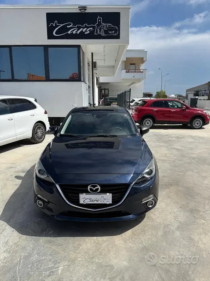 Usata Mazda 3 Exceed 105 CV (77 kW) 2017 Bluazzurro Berlina