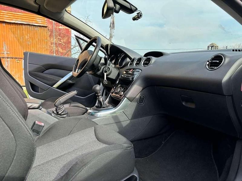 Usata Peugeot 308 CC 140 CV (102 kW) 2010 Cabrio