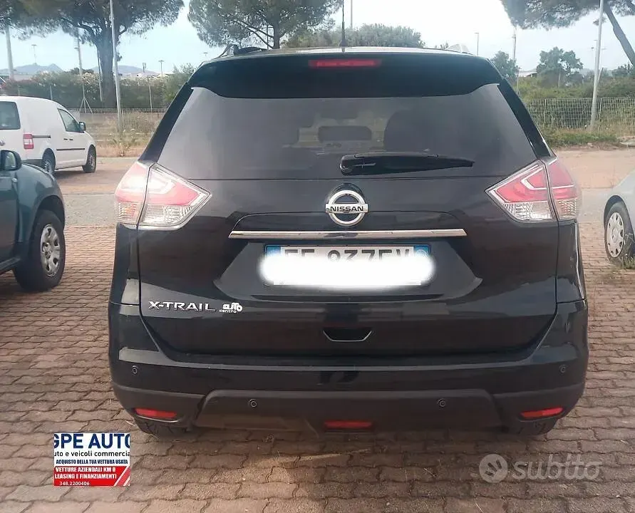 Usata Nissan X-Trail Tekna 131 CV (96 kW) 2016 Grigio SUV