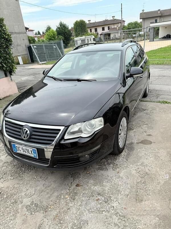 Usata VW Passat 109 CV (80 kW) 2007 Nero Berlina