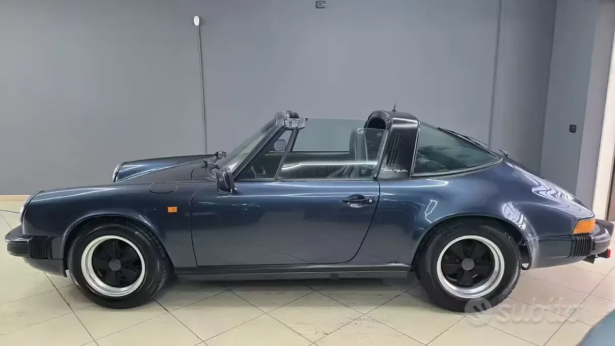 Usata Porsche 911 231 CV (169 kW) 1986 Bluazzurro Cabrio