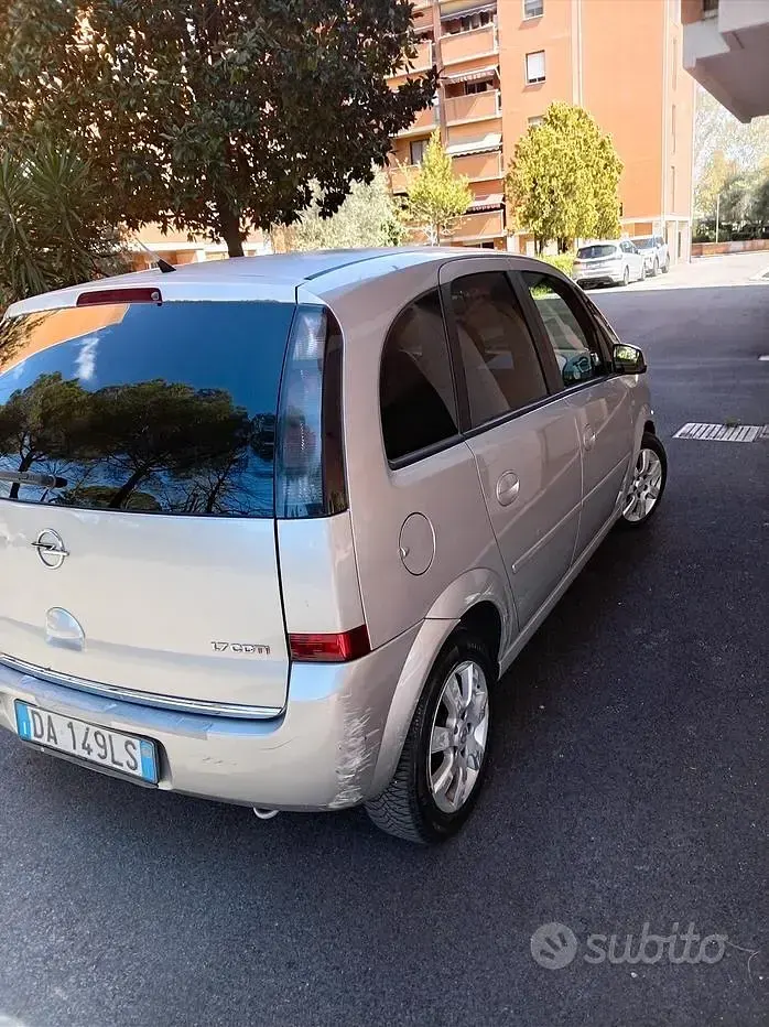 Usata Opel Meriva 101 CV (74 kW) 2006 Grigio Monovolume