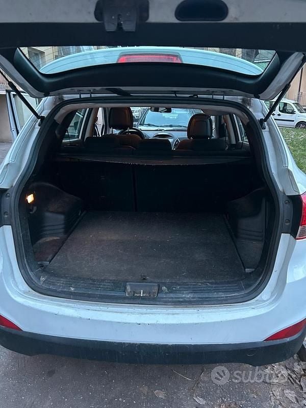 Usata Hyundai ix35 115 CV (84 kW) 2010 Bianco SUV