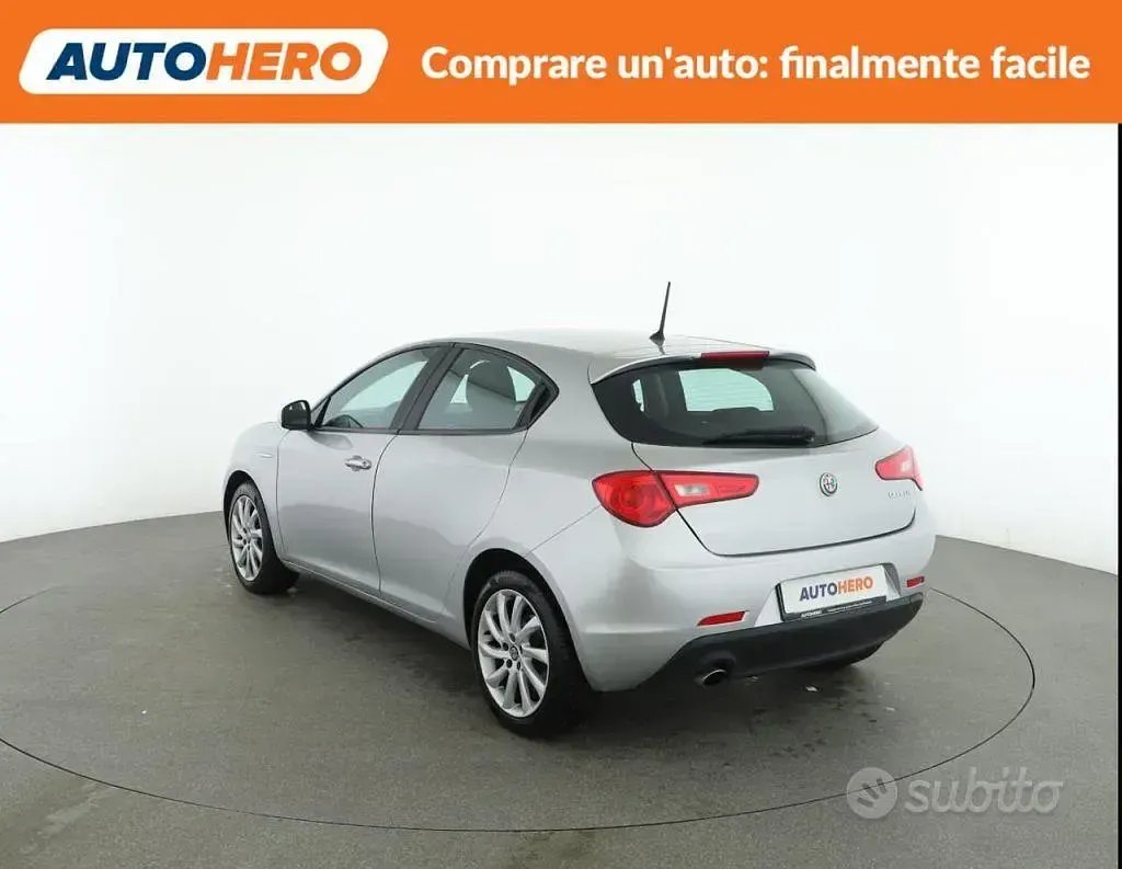 Usata Alfa Romeo Giulietta 120 CV (88 kW) 2018 Grigio Utilitaria